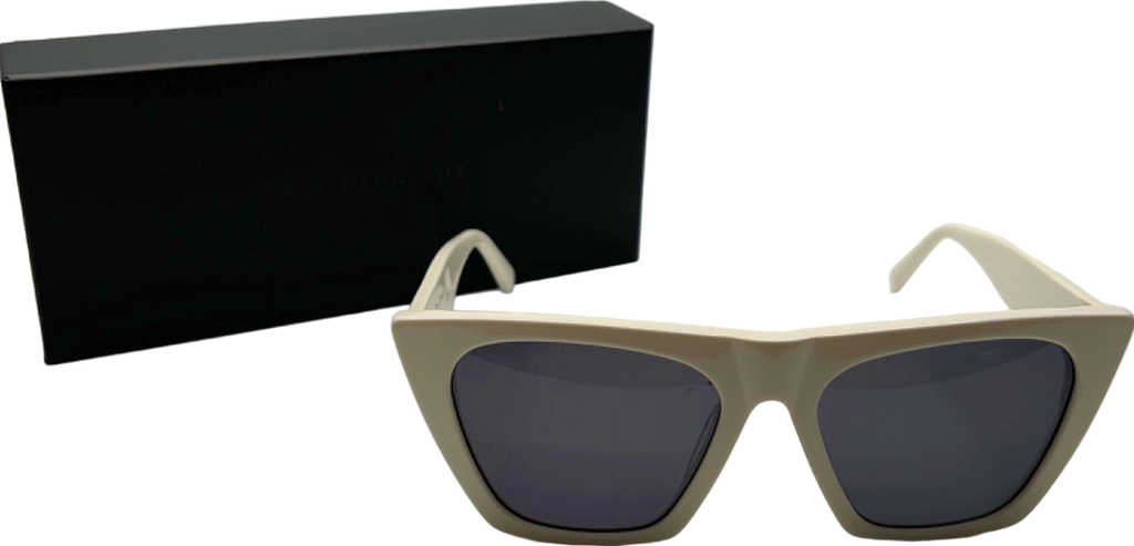 Past Midnight White The Classic 01 Sunglasses One Size