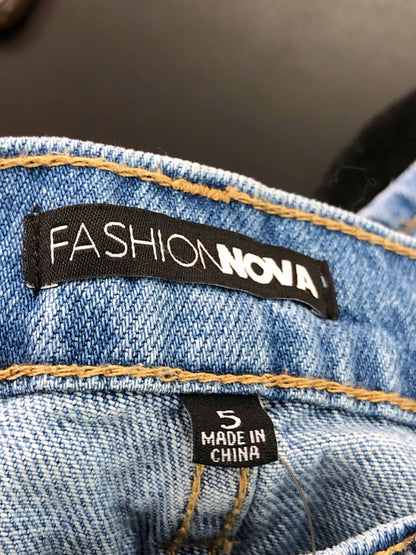 Fashion Nova Blue Jeans Size 5