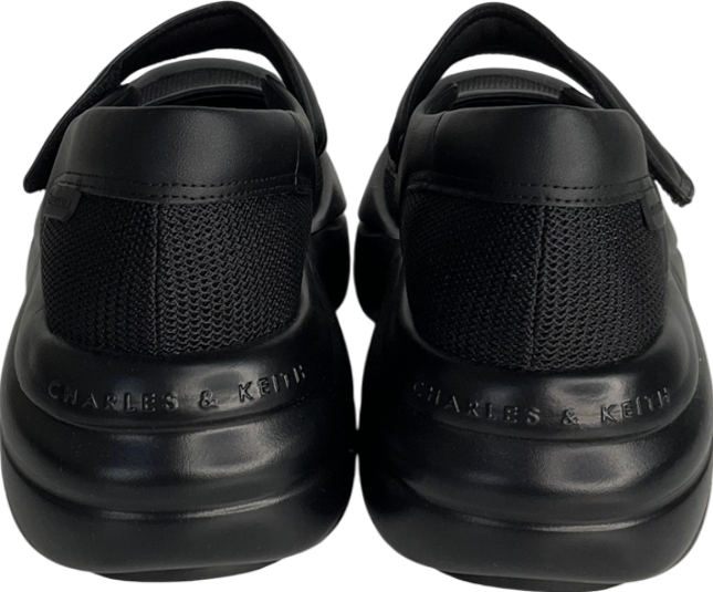 charlies keith Black Curved Heel Shoes UK 4 EU 37 👠