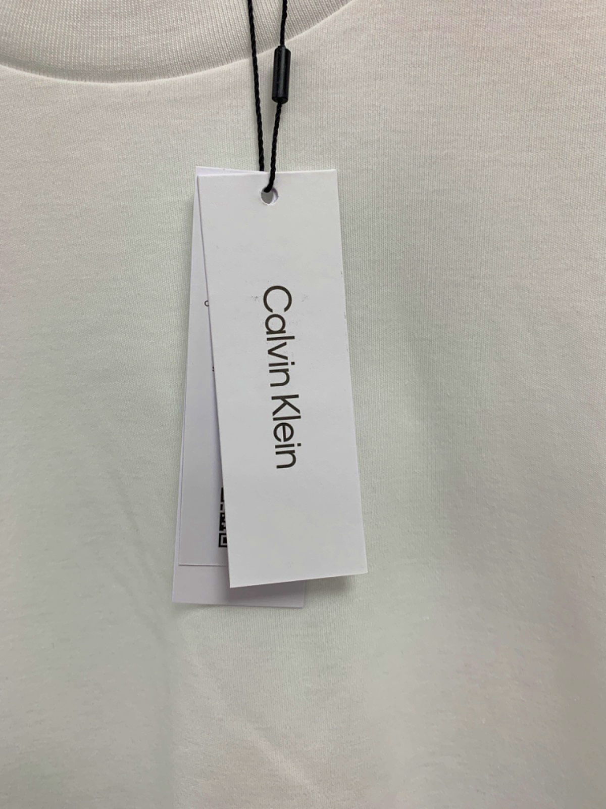 Calvin Klein White Modern Minimal Relaxed T-Shirt M