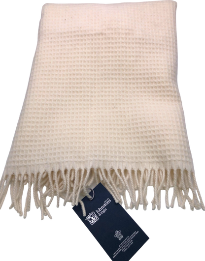 Johnstons of Elgin Cream Waffle Knit Scarf