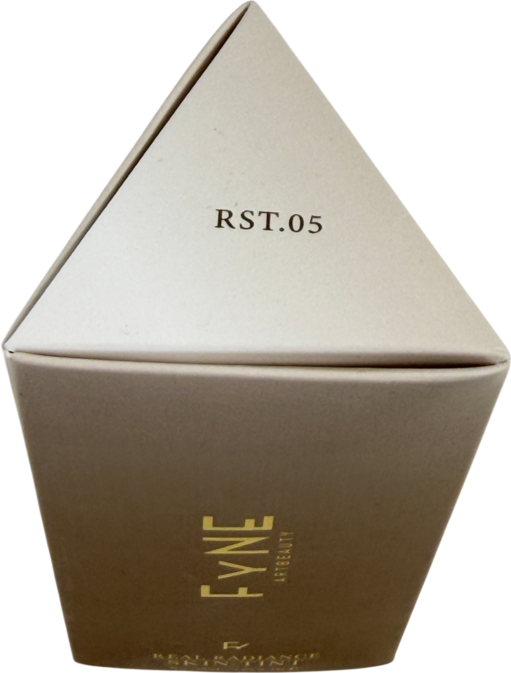 FYNE Real Radiance Skin Tint 05 30ml