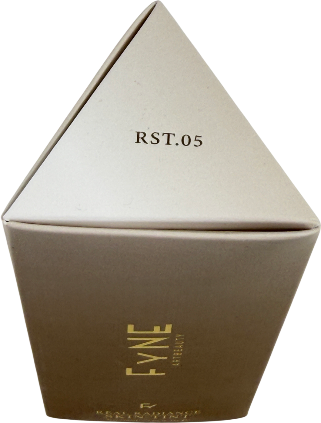 FYNE Real Radiance Skin Tint 05 30ml