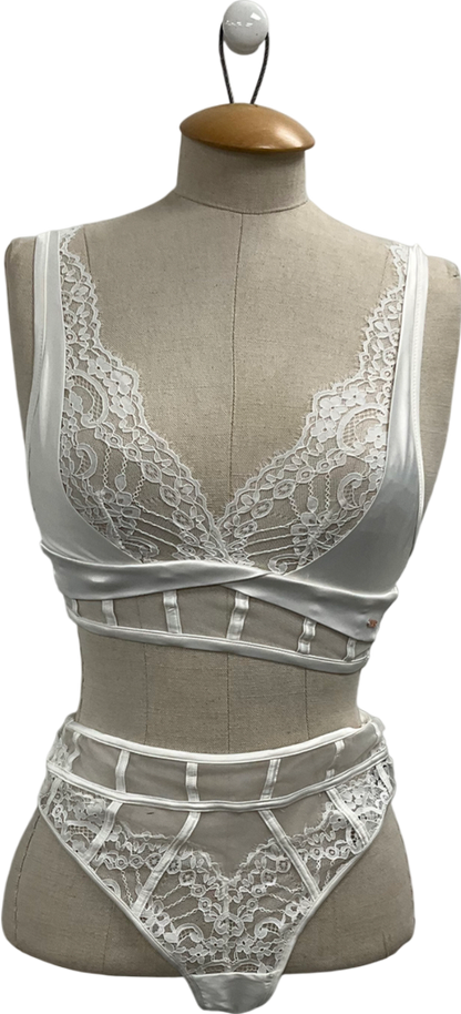 hunkemoller White Akelai Bralette & Akelai High Waist High Leg Thongs UK 6