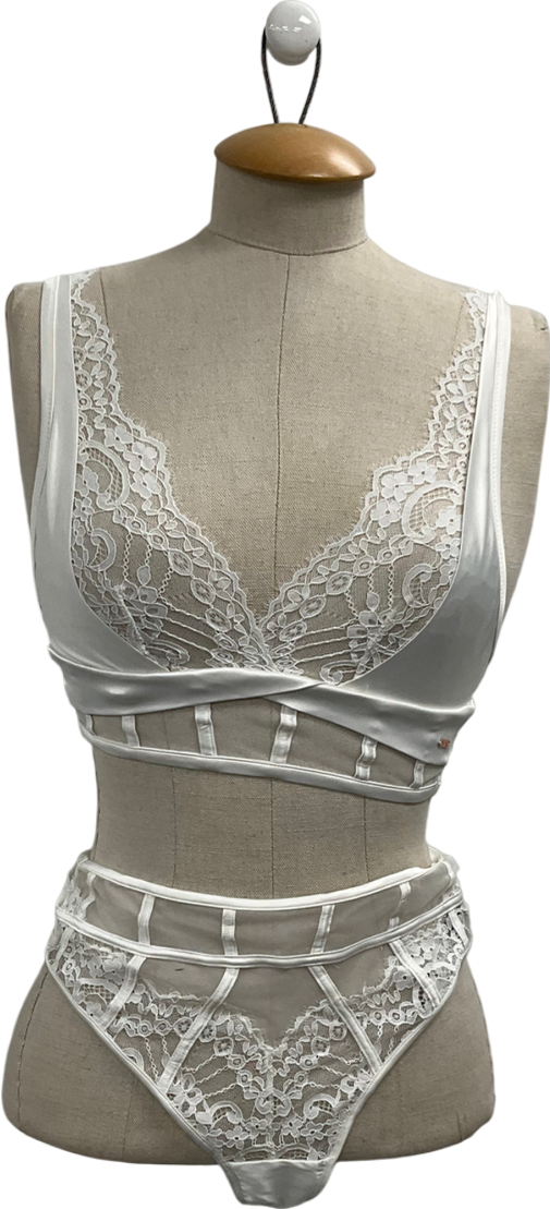 hunkemoller White Akelai Bralette & Akelai High Waist High Leg Thongs UK 6