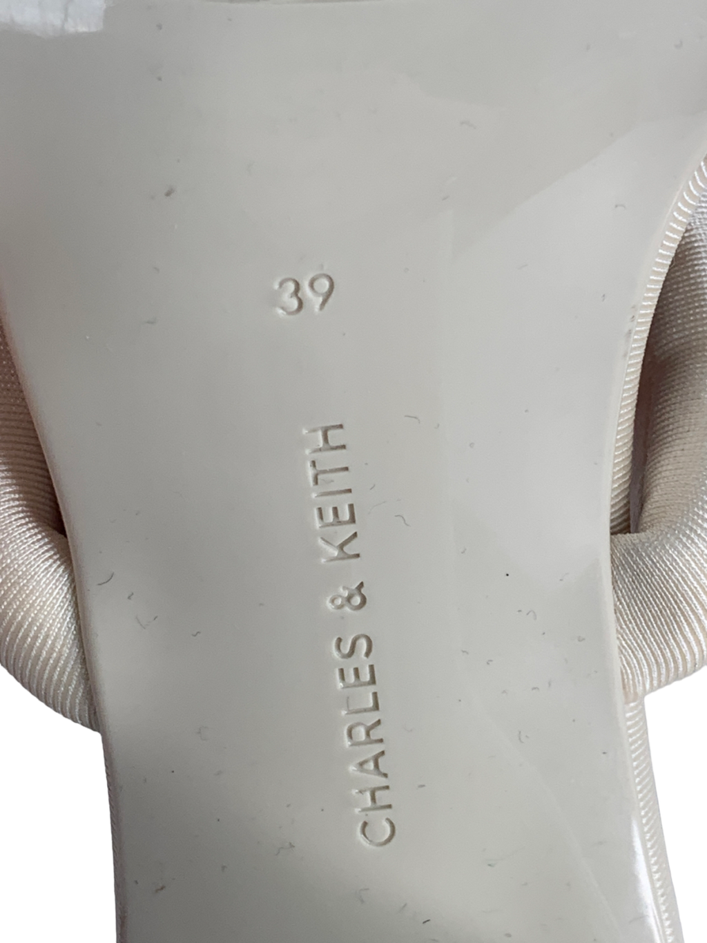 Charles & Keith Cream Toni Knotted Puffy-strap Mules UK 6 EU 39 👠