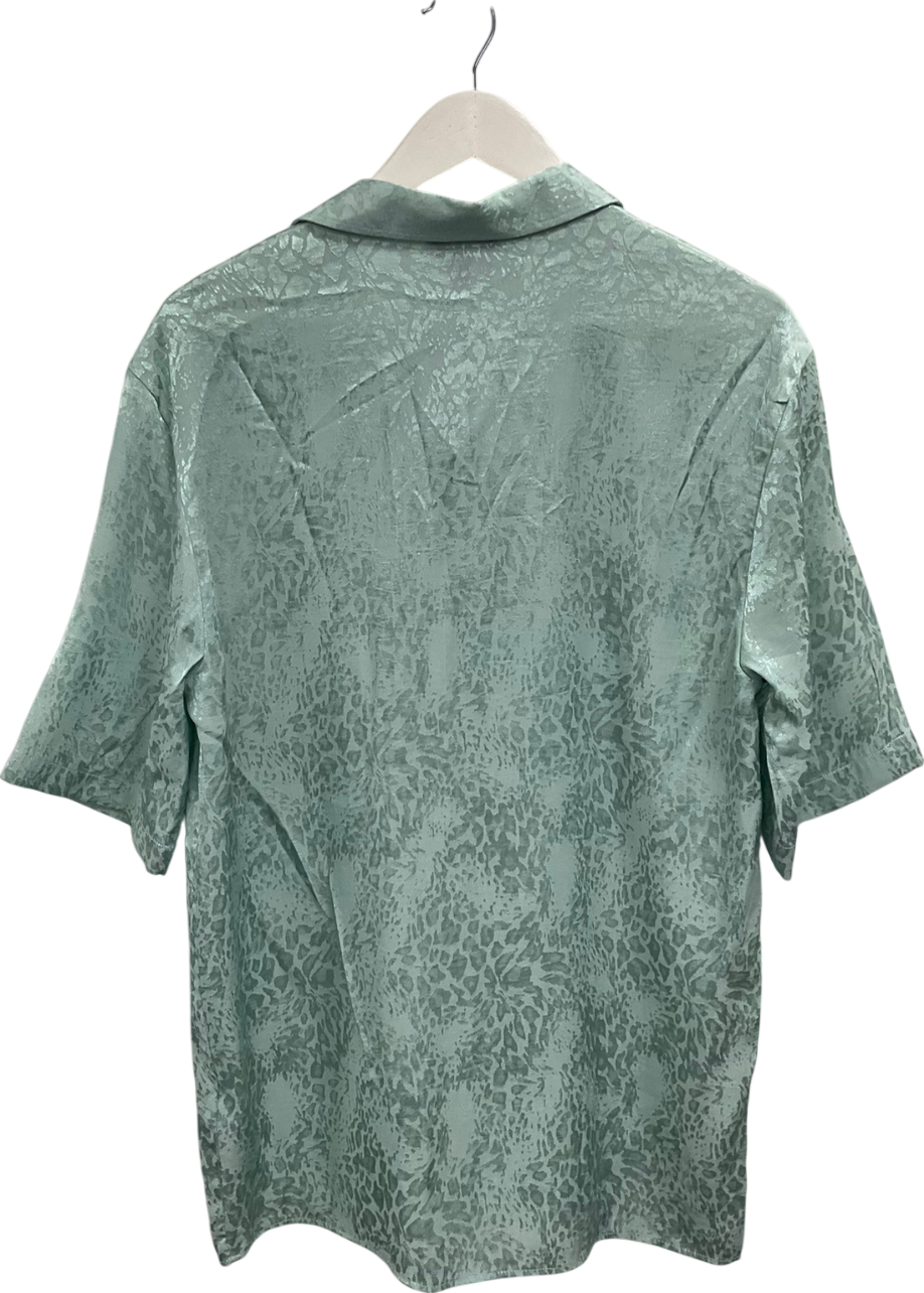 boohooMan Green Satin Leopard Print Shirt UK M