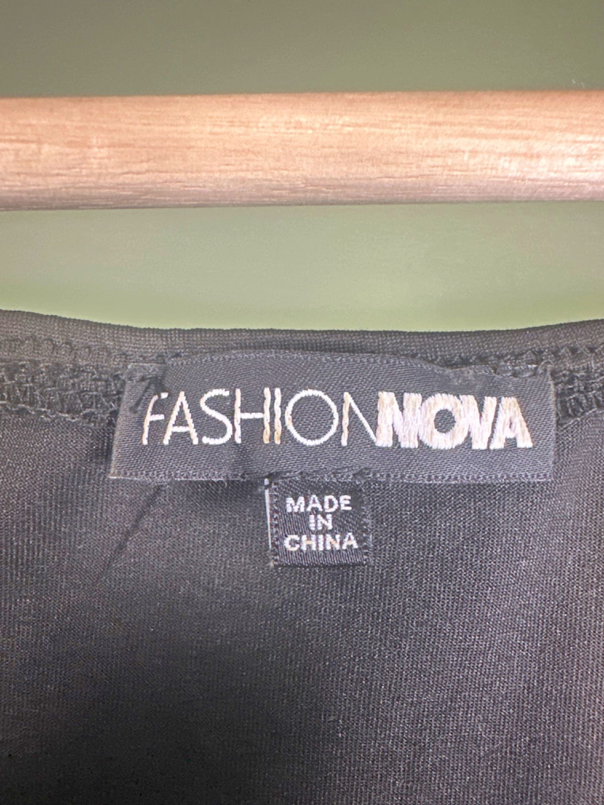 Fashion Nova Black Off-Shoulder Ruched Bodysuit XS
