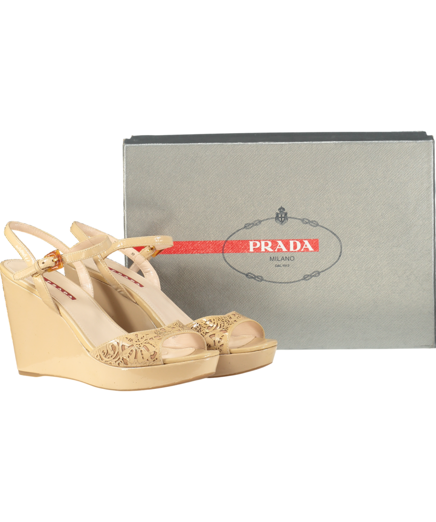 Prada Beige Patent Vernice Soft 3 Wedge Heel sandals UK 6 EU 39 👠