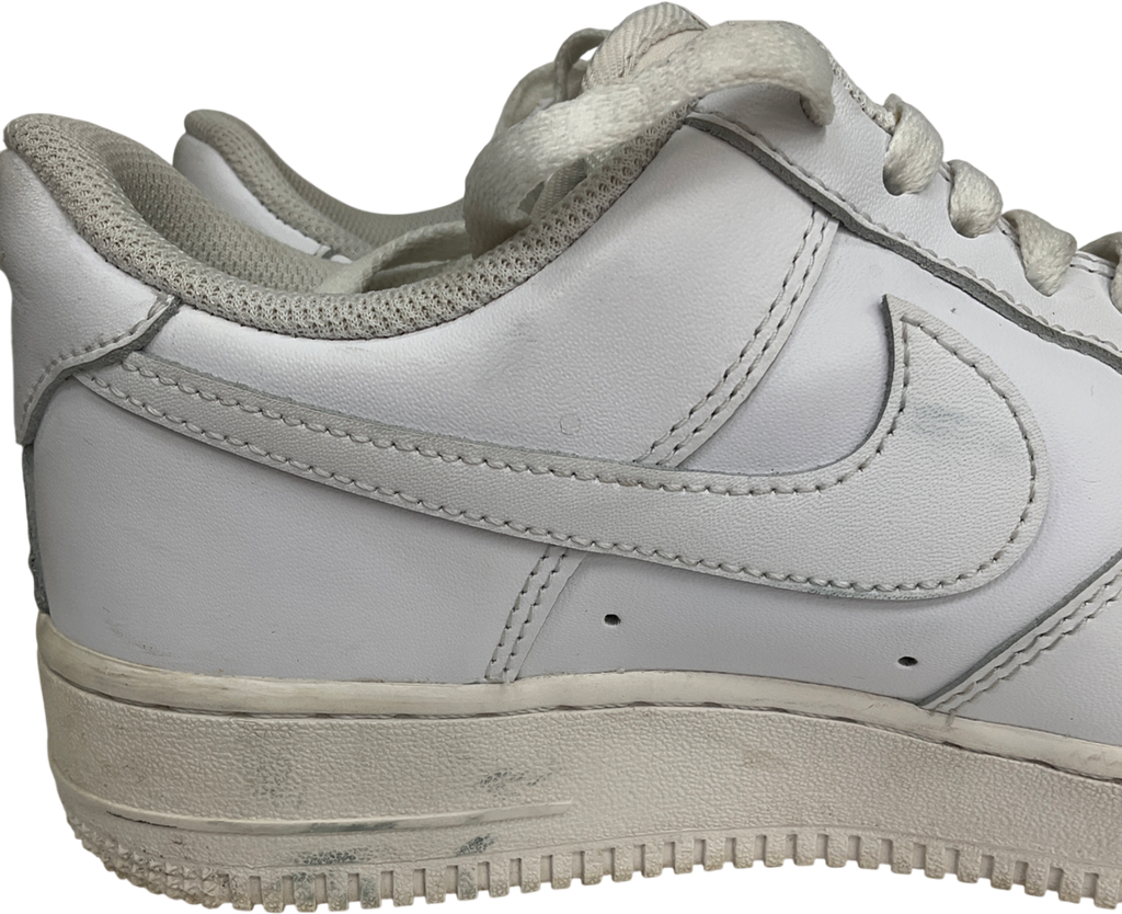 Nike White Air Force 1 '07 UK 6.5 EU 39.5 👠