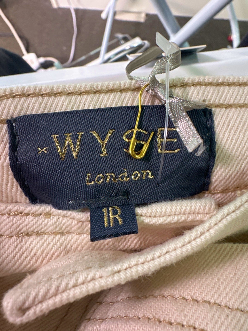 WYSE LONDON Ecru Allie Flare Cropped Jean UK 8