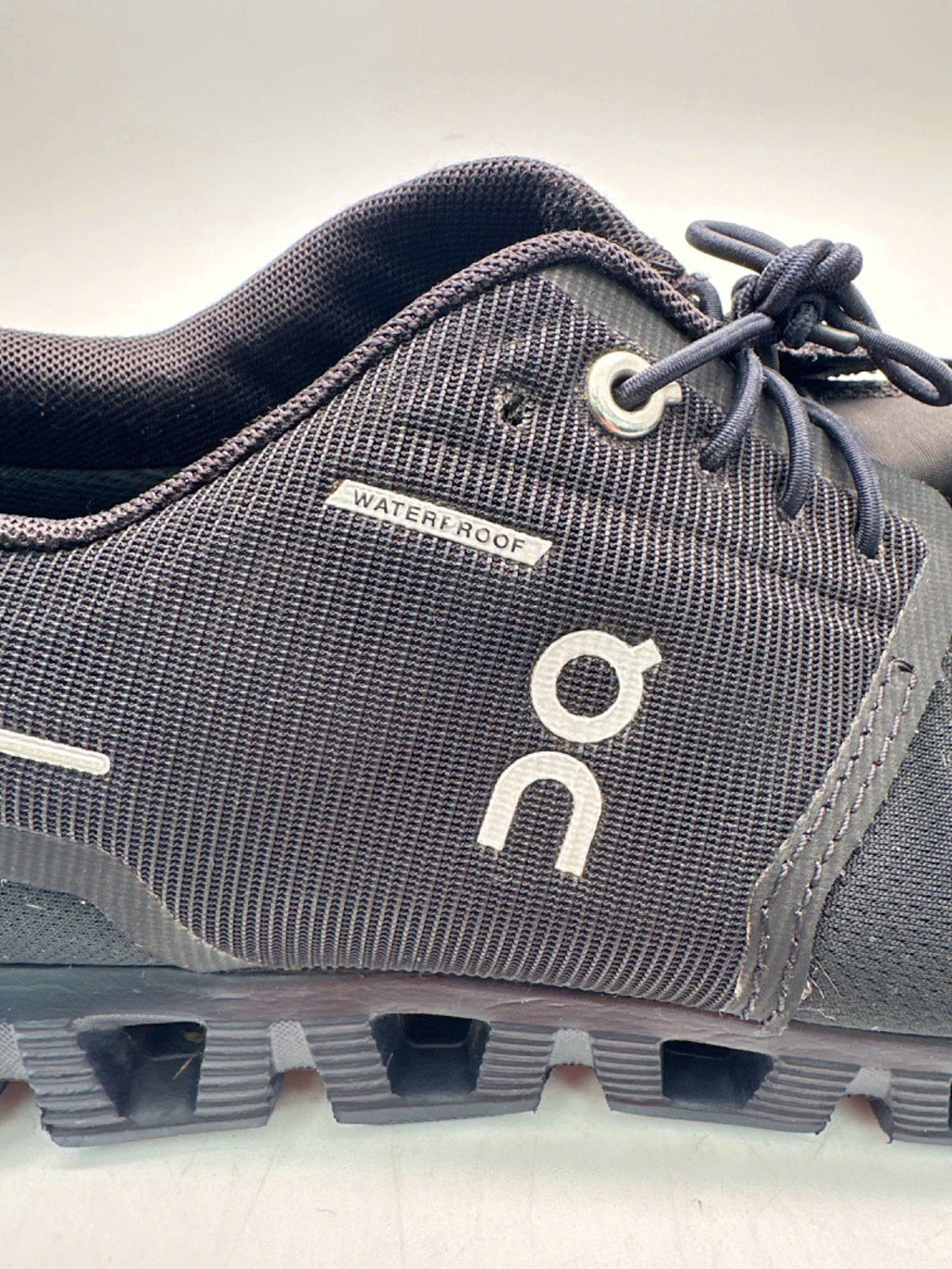 On Running Black Cloud Waterproof Trainers UK 8.5