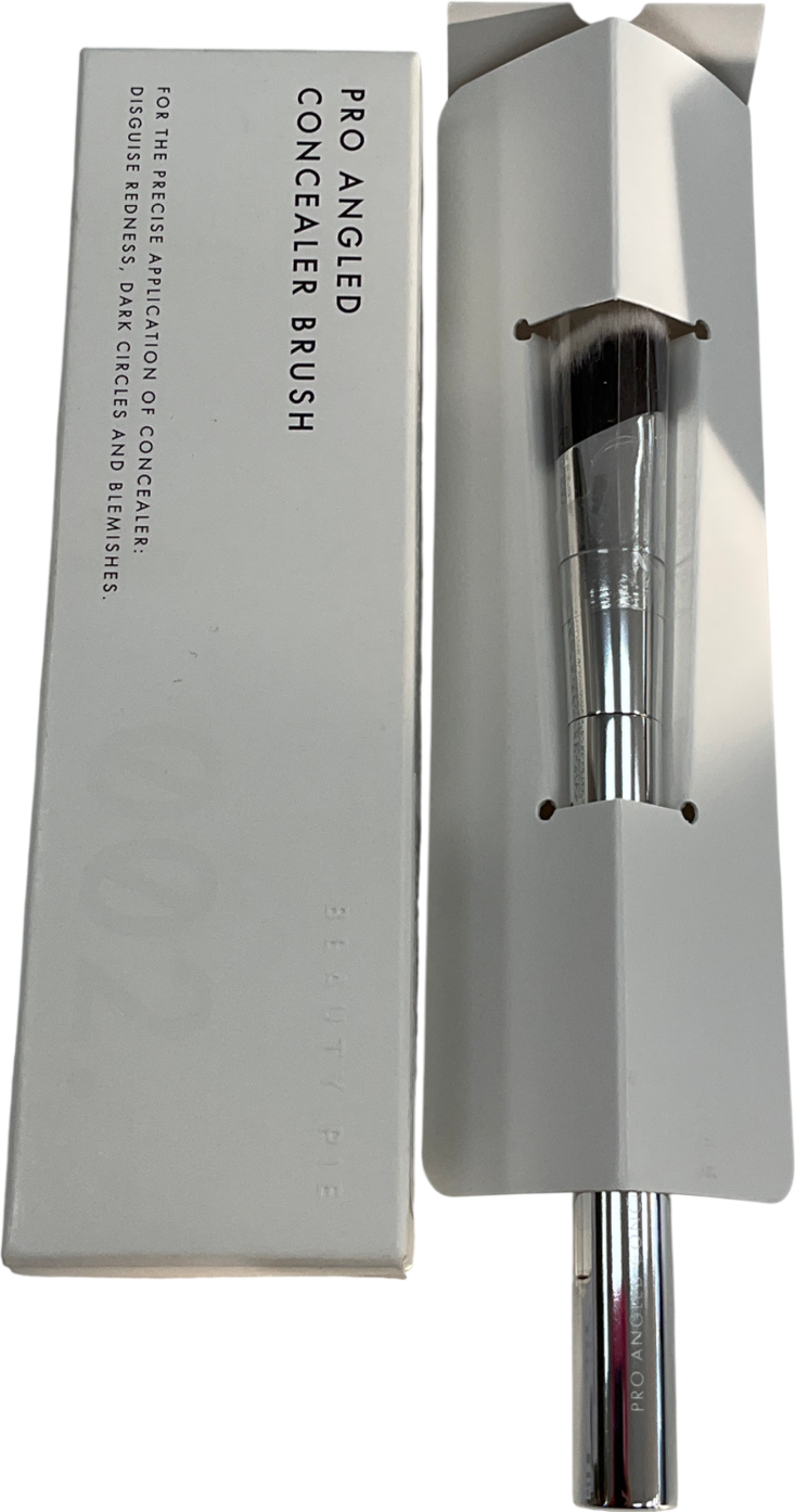 Beauty Pie Pro Angled Concealer Brush One size