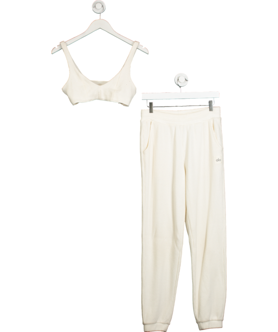 alo yoga White Waffle Weekend Escape Jogger & Bra Set UK S