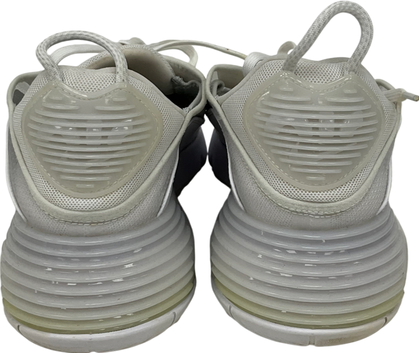 Nike White Air Max 2090 Trainers UK 9 EU 43 👞