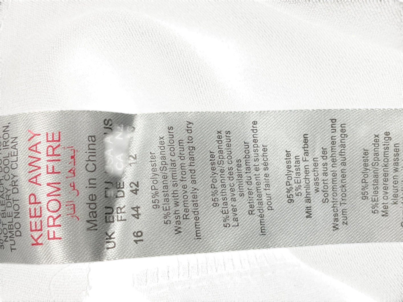 PrettyLittleThing Black Woven Halterneck Waistcoat UK 16