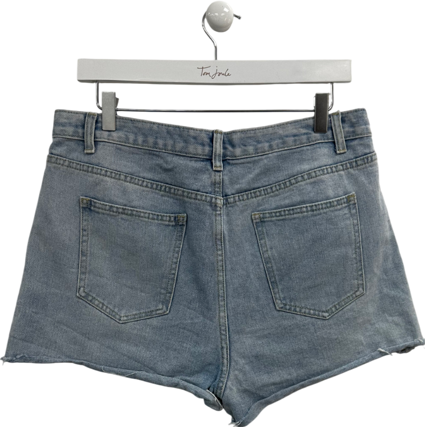 PrettyLittleThing Light Blue Wash Denim Raw Hem Hot Pants UK 16