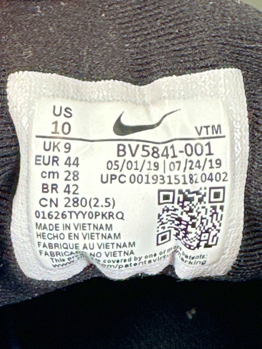 Nike Air Max 720-818 Metallic Silver Trainers UK 9