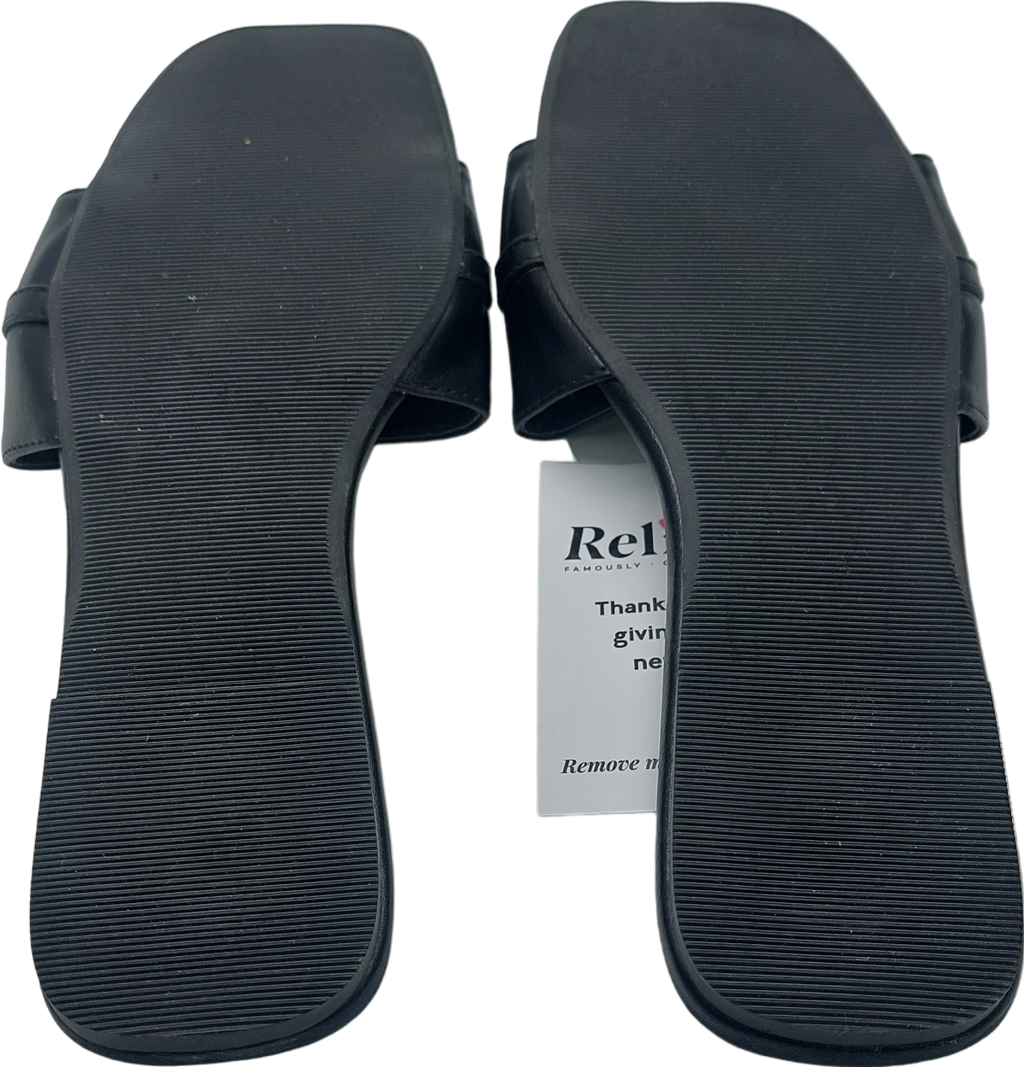 Warehouse Black Flat Sandals With Chunky Gold Chain UK 4 EU 37 👠