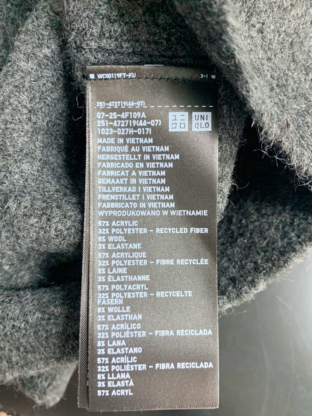 UNIQLO Grey V-Neck Sleeveless Top UK XXL