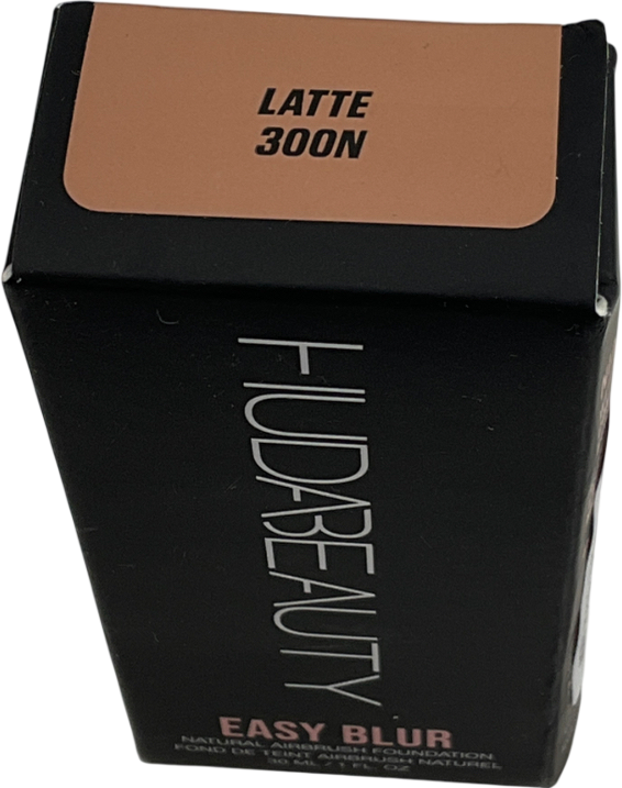 Huda Beauty Easy Blur Natural Airbrush Foundation Latte 300n 30ml