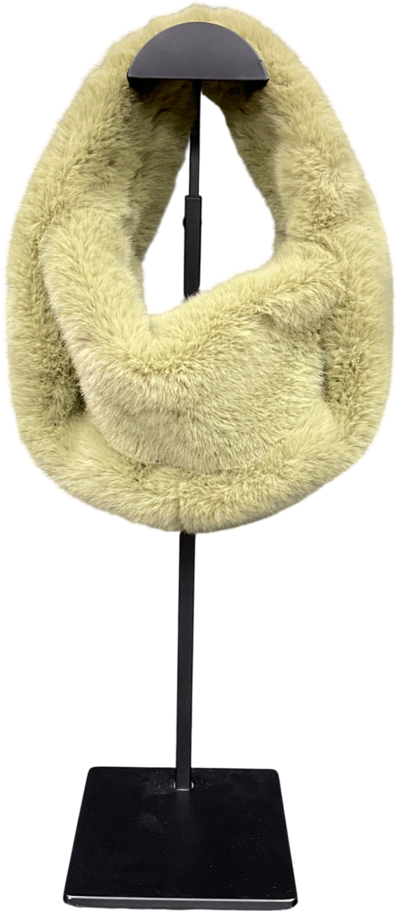 ZARA Green Faux Fur Bag One Size