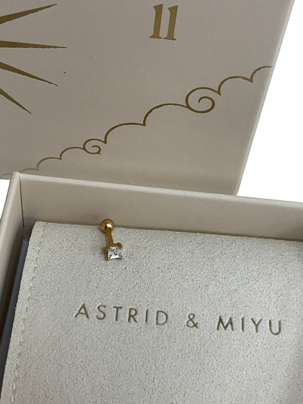 Astrid & Miyu Gold Square Crystal Barbell In Gold One Size