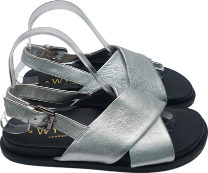 Wyse London London Silver Soft Leather Metallic Sandals EU 37 UK 4