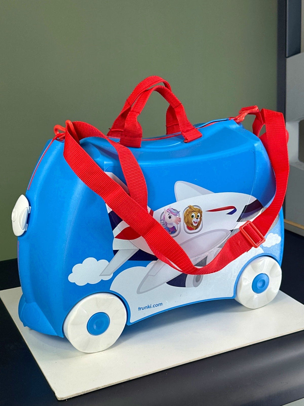 Trunki Blue Ride-On Childs Suitcase