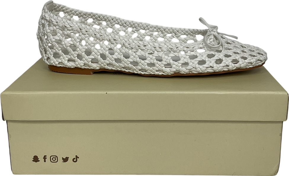 Public Desire Cream Alundra White Pu Woven Bow Detail Ballet Pump Flats UK 7 EU 40 👠
