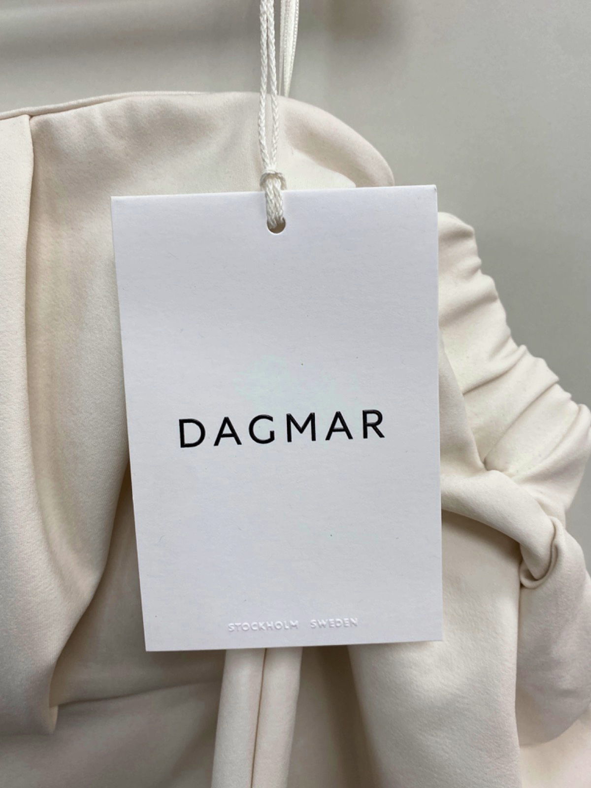 Dagmar White Sculpted Top Size 40