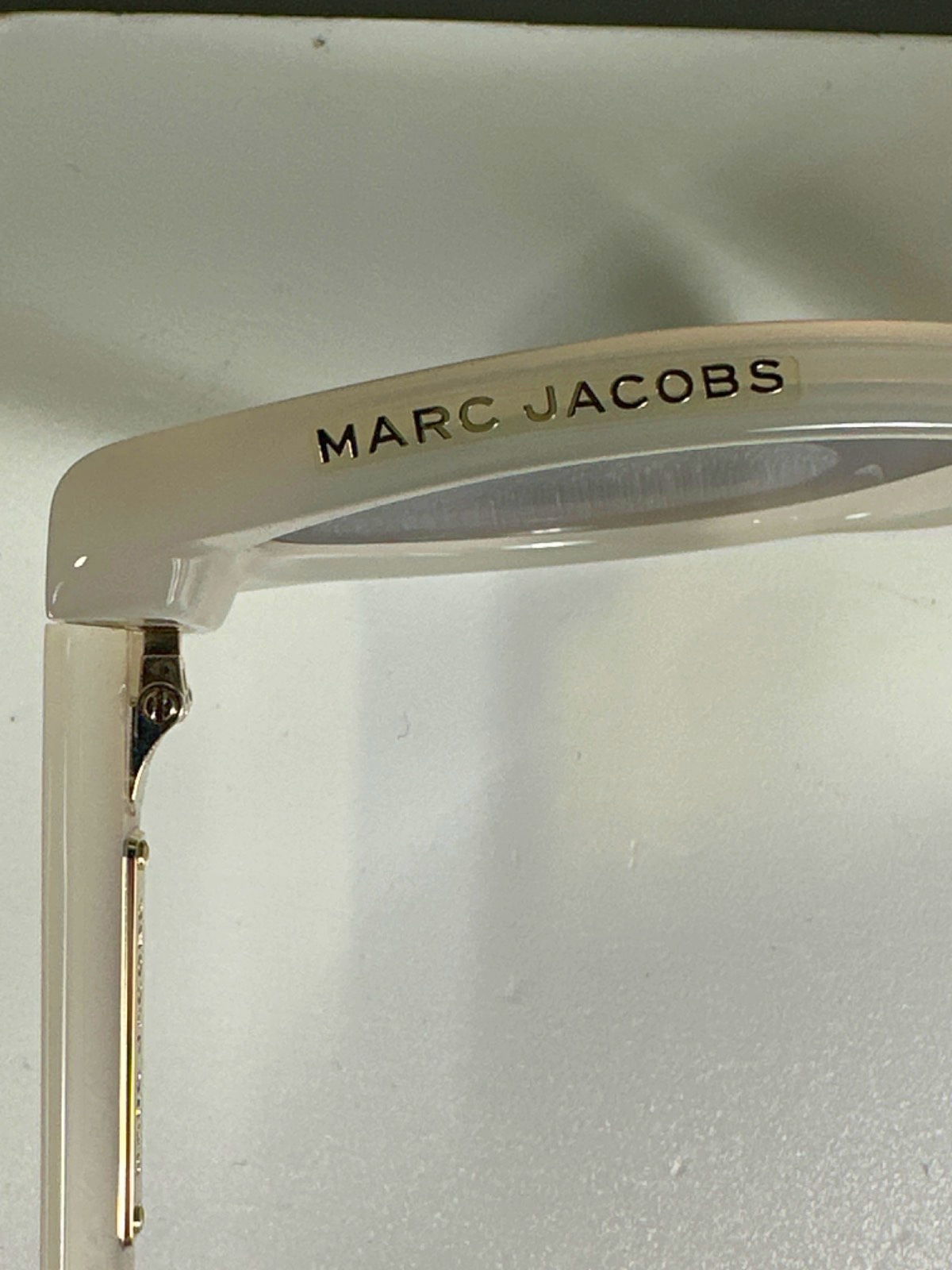 Marc Jacobs White Cat Eye Sunglasses in case