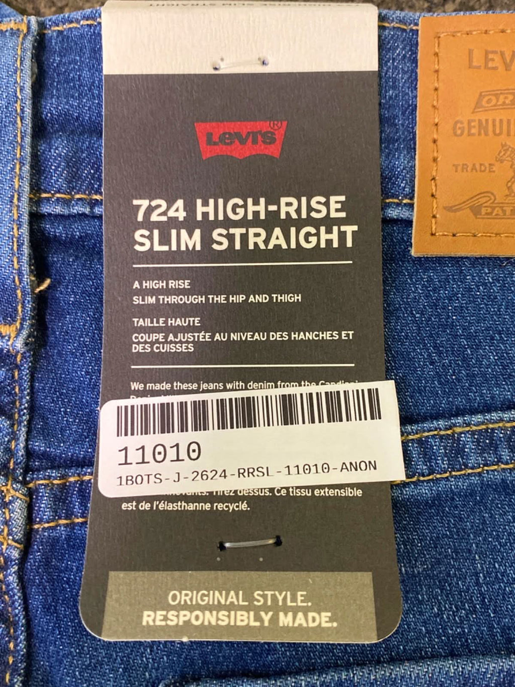 Levi's Blue 724 High Rise Slim Straight Jeans Size W26