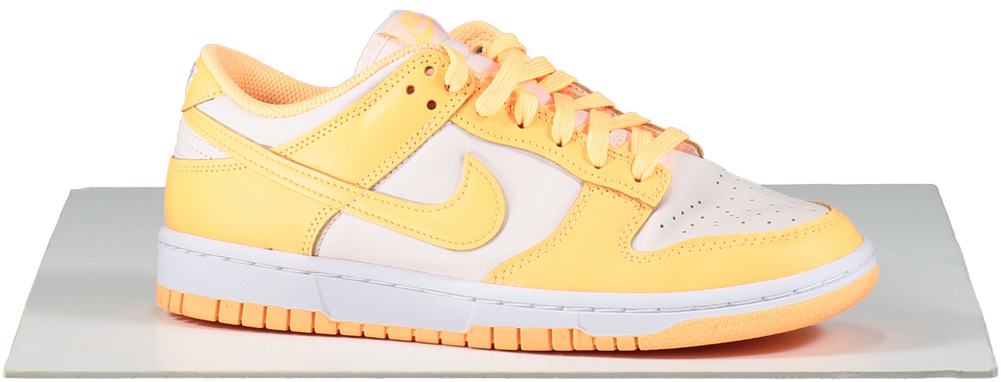 Nike Dunk Low Peach Cream Trainers UK 5.5 EU 38.5 👠