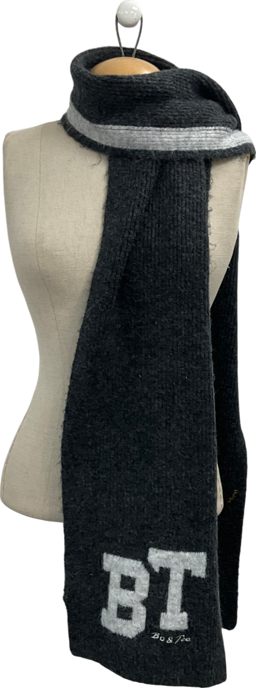 Bo+Tee Grey Oversized Knit Scarf One Size