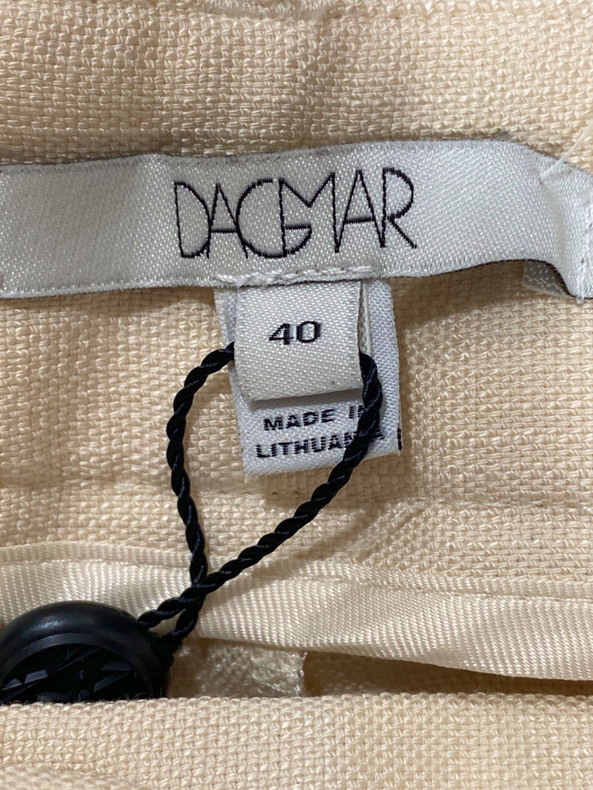 Dagmar Beige Shorts UK 40