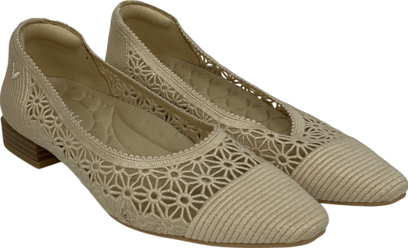 vivaia Cream Small Square Toe Mesh Heels (maelyn) UK 3 EU 36 👠