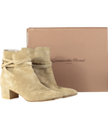 Gianvito Rossi Beige Suede Mid Heel Boots UK 9 EU 42 👠