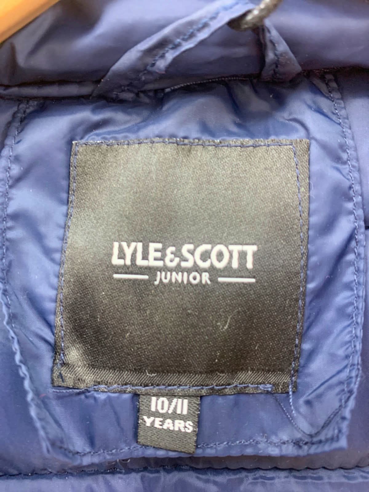 Lyle & Scott Navy Showerproof Puffer Gilet 10-11 Years
