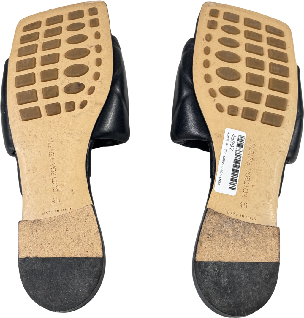 BOTTEGA VENETA Black Leather Woven Lido Flat Sandals UK 7 EU 40 👠