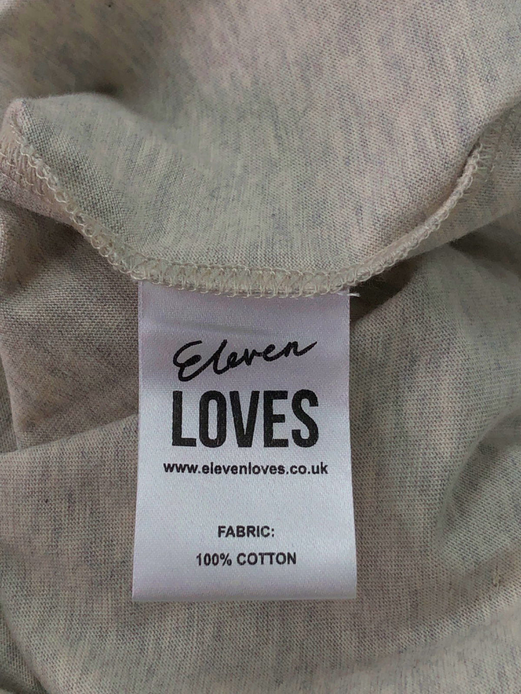 Eleven Loves Beige The Perfect V-Neck T-Shirt M