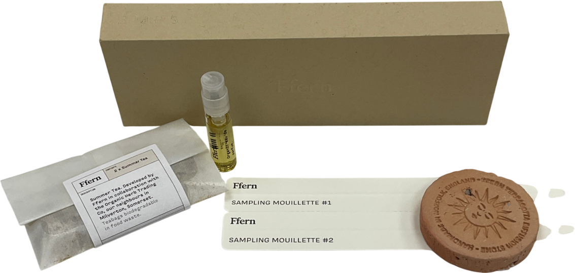Ffern White Summer Fragrance Sample Set One Size
