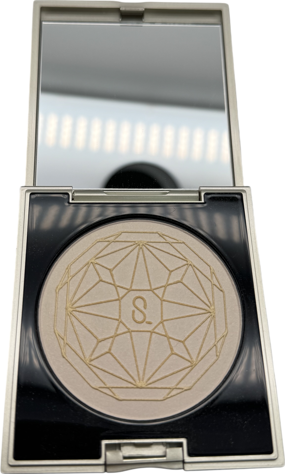 SUQQU 20th Anniversary Face Compact 101 Harutsuya 9.6g