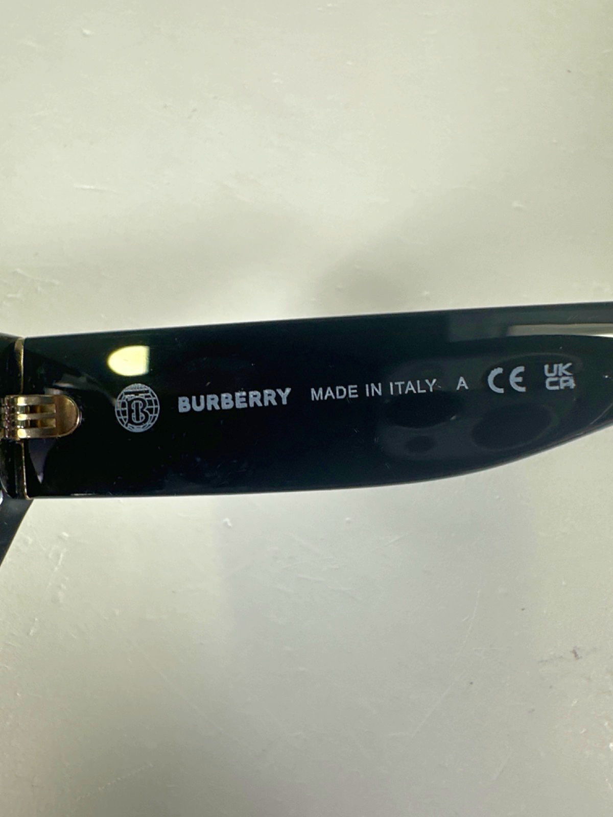 Burberry Black/Grey Gradient Meadow Sunglasses in case& Box OBE4390