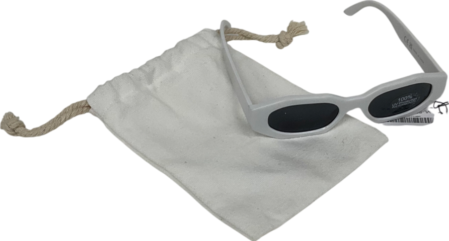 boohooMan White Recycled Plastic Hexagon Sunglasses In Case 0625reli34094anon One Size