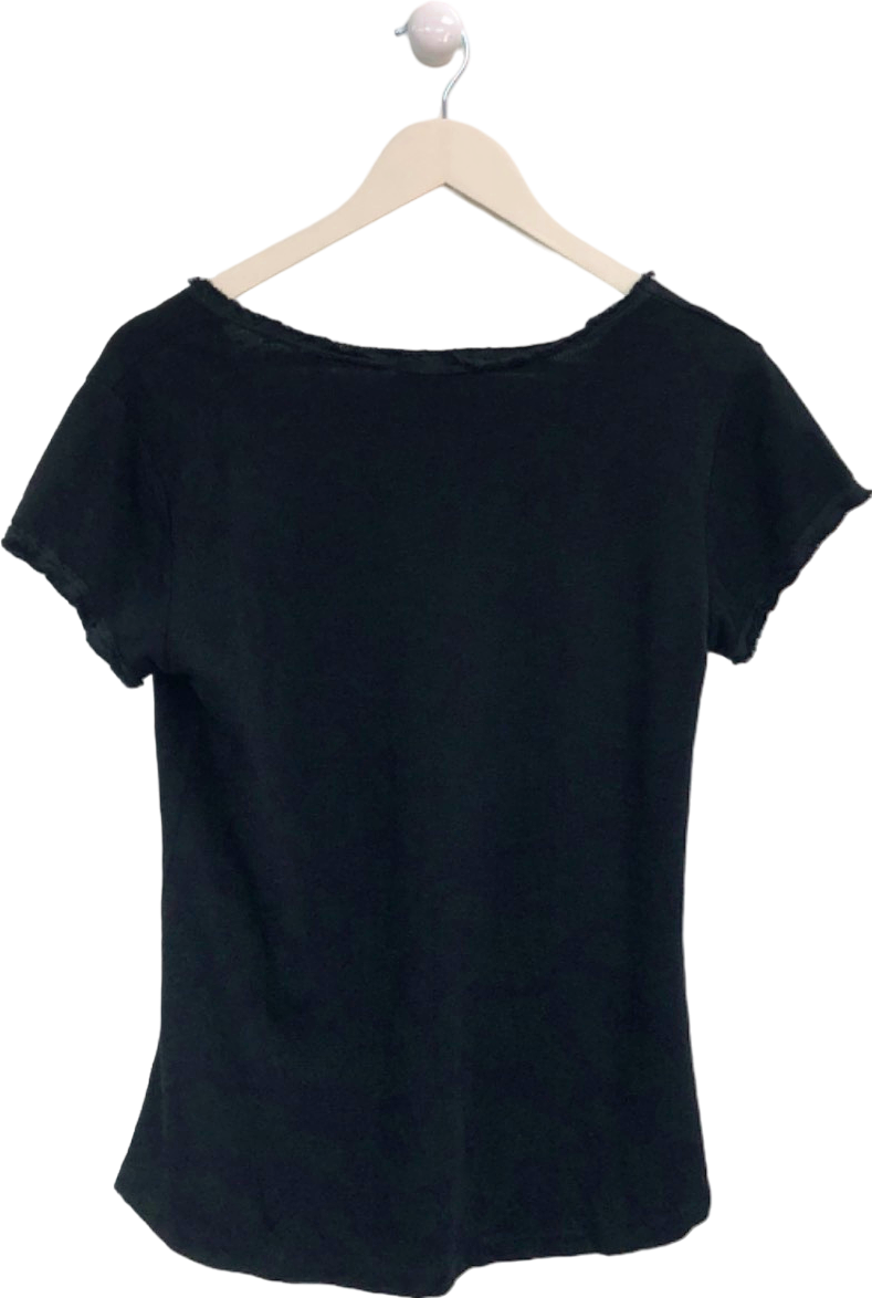 N°1 George Street Black V-Neck T-Shirt