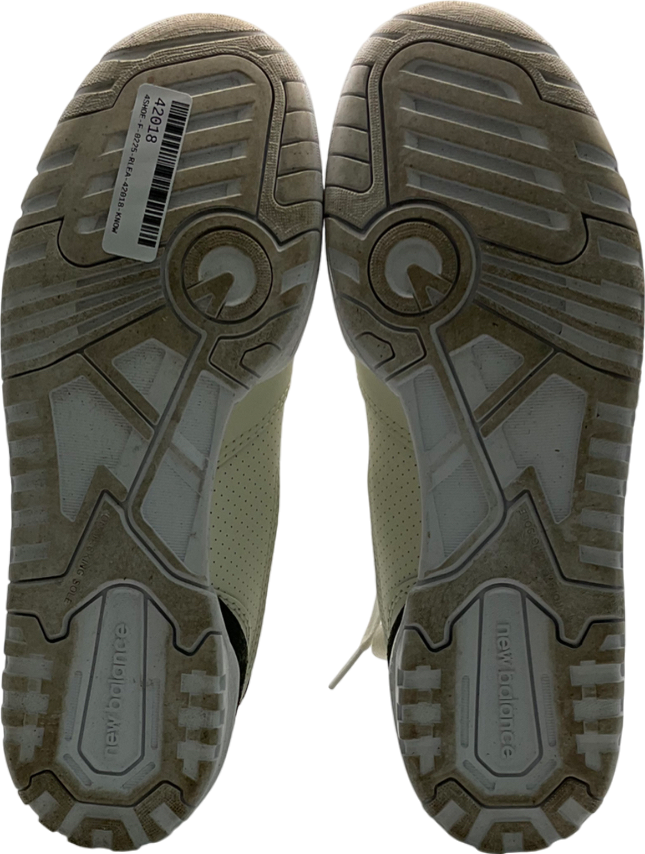 New Balance White 550 Shoes UK 6 EU 39 👠