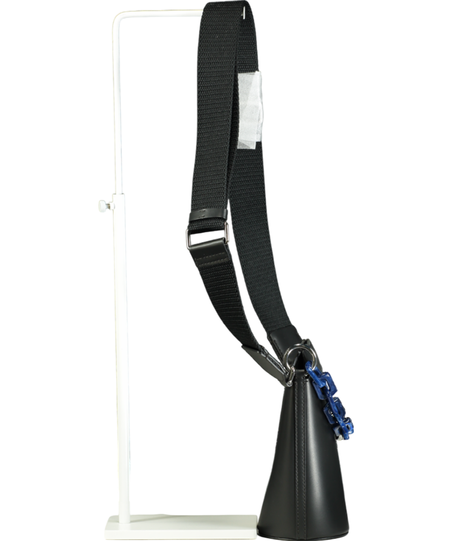 Ecco Black Leather Crossbody Pot Bag With Chain