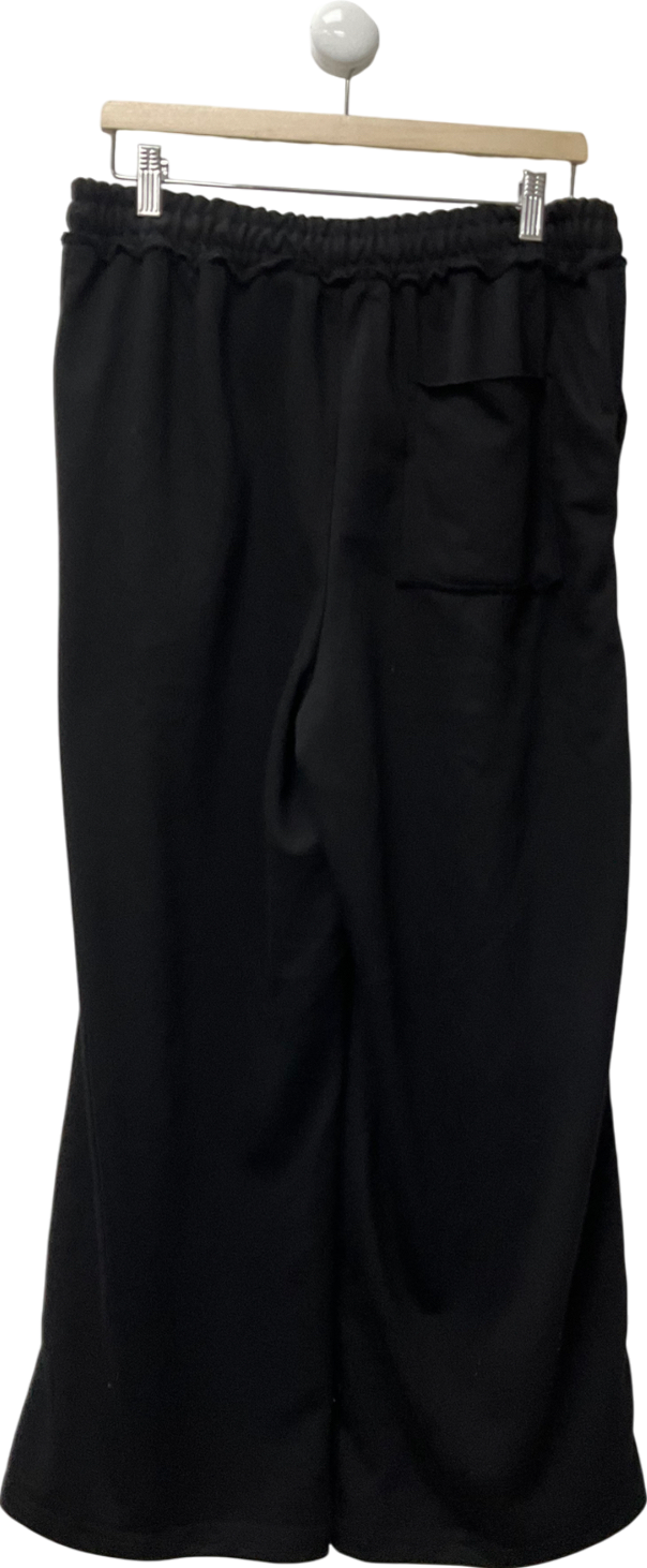 boohooMan Black Extreme Wide Leg Raw Edge Loopback Jogger UK M