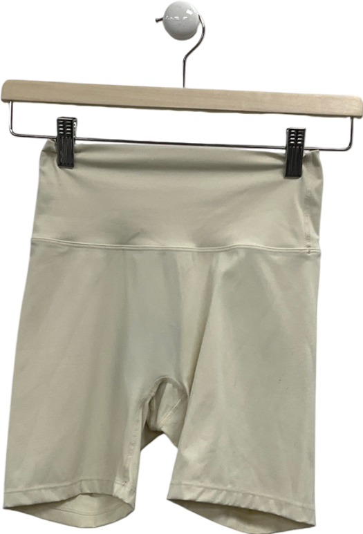 Adanola Cream Ultimate Crop Shorts UK S